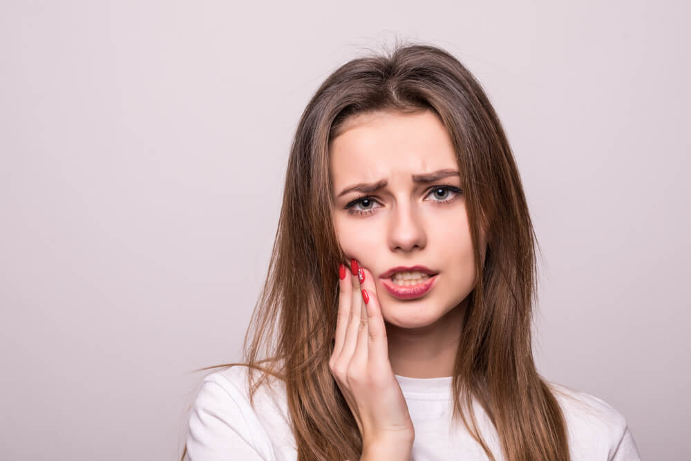 Was tun bei Zahnschmerzen?